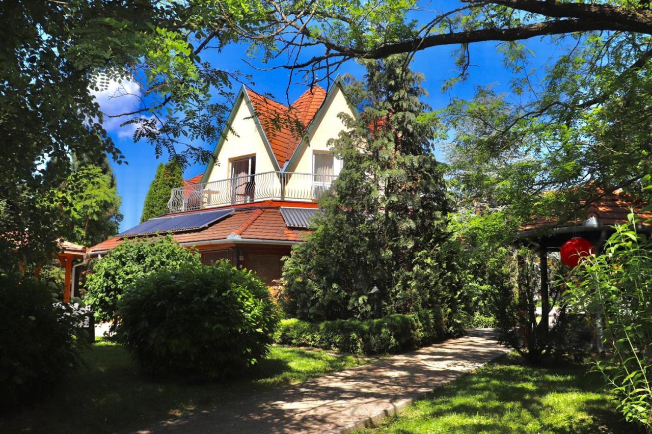 Wagner Panzio Hotel Cserszegtomaj Ngoại thất bức ảnh