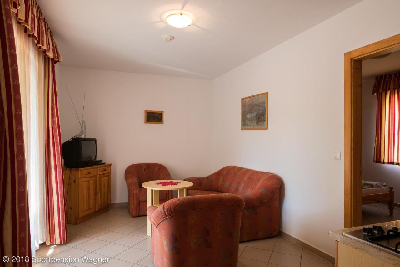 Wagner Panzio Hotel Cserszegtomaj Ngoại thất bức ảnh